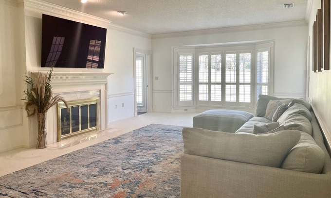 Gainesville House | GAINESVILLE BRICK HOME