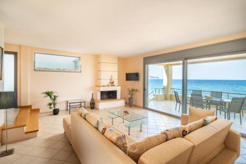 Trochalia House | Galini Beach Residences