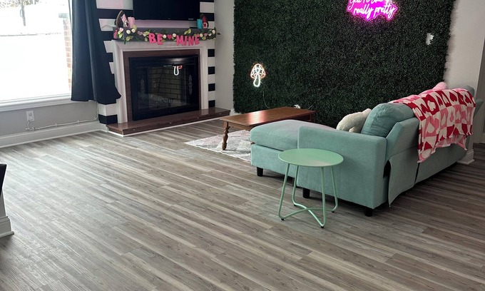 Parma House | Game On Parma with WiFi, AC and Game Room Family and Pet Friendly