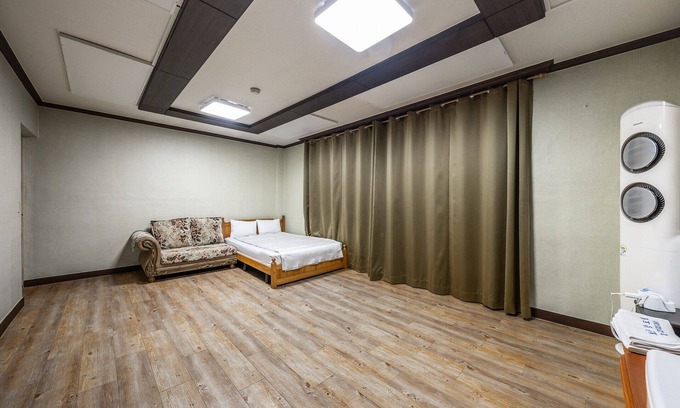 Ganghwa Hotel | Ganghwa Bomunjang