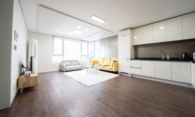 COEX Apartment | Gangnam M apt 3Bdr 2Bath COEX 1min