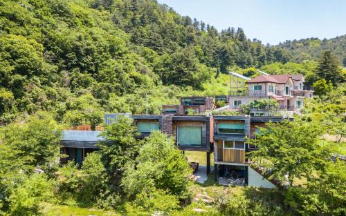 Sang House | Gapyeong Garden of Narsha Pension