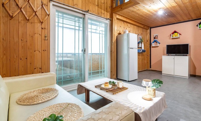 Buk House | Gapyeong Haneuldari pet Pension