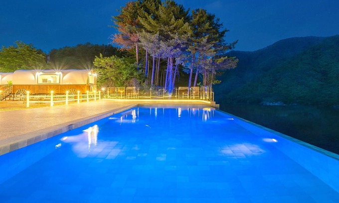 Gapyeong House | Gapyeong JH Poolvilla & Glamping