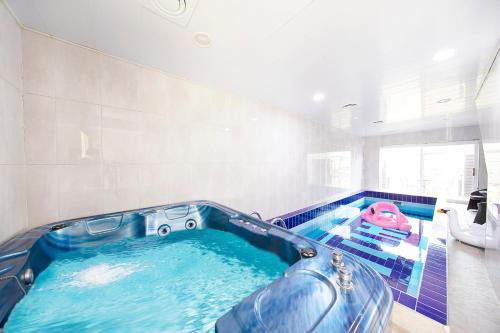 Sang Villa | Gapyeong Rapunzel Kids Poolvilla