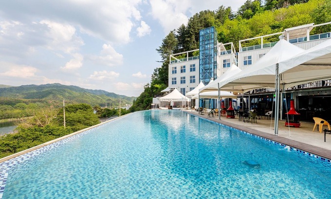 Gapyeong House | Gapyeong The VIP Pool Villa