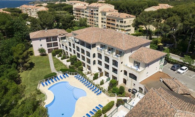 Six-Fours-les-Plages House | Garden & City Six-Fours-les-Plages