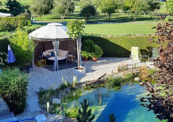 Bled Apartment | Garden Paradise Bled Apartments - garden, pond and castle view