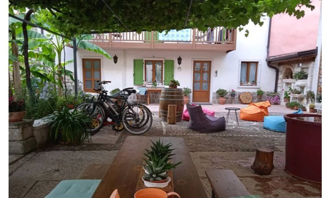 Arco Apartment | Garden Paradise