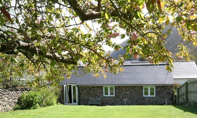 Hele House | Garden Suite - One Bedroom House, Sleeps 2
