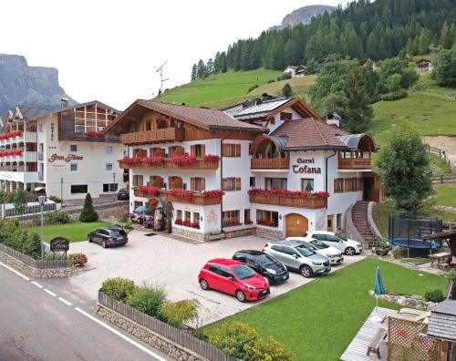 Corvara in Badia Hotel | Garnì Tofana