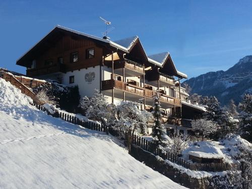 Ortisei Bed & Breakfast | Garni Alba Bed & Breakfast