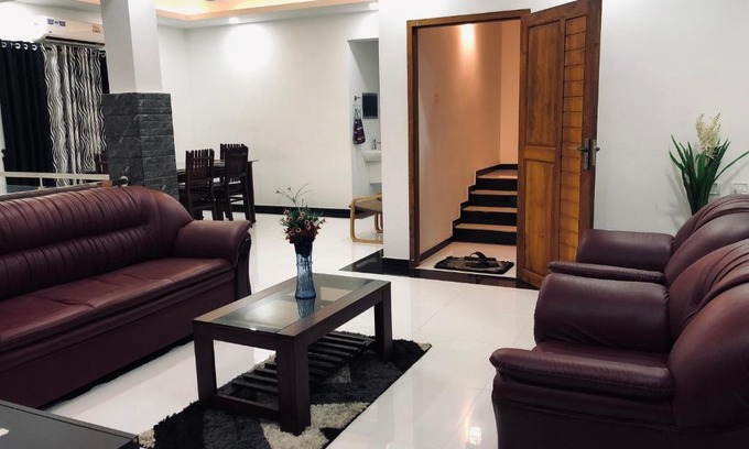 Varkala Hotel | Garuda Suites