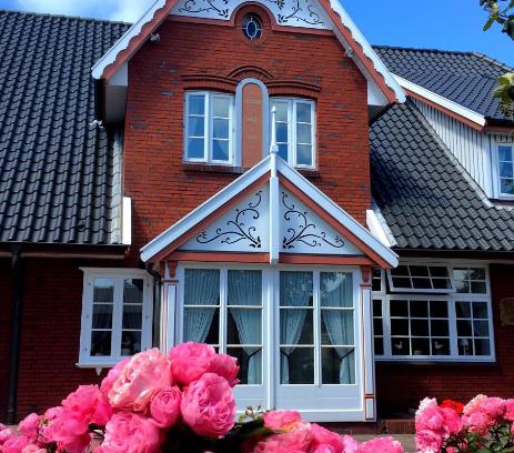 Utersum House | Gasthaus Knudsen
