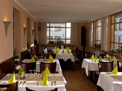 Schillingen Hotel | Gasthaus Metzgerei Pension Maßem