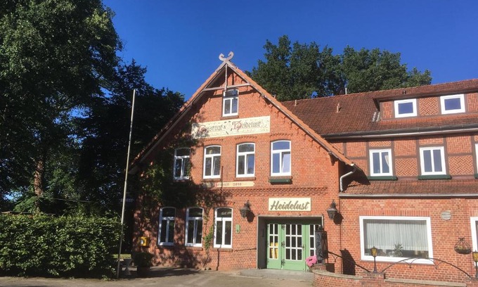 Undeloh House | Gasthof Heidelust Pension