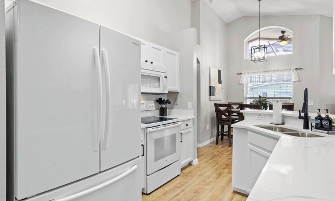 Haines City House | Gated Golf Villa w/Pool near Disney. New owners!
