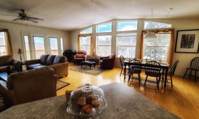 Warm Springs Apartment | Gated Nest with Views & Attached Garage