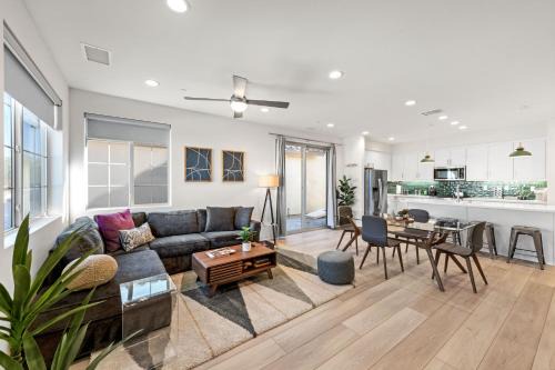 La Quinta House | Gated PGA West 2023 New Build - EV Friendly