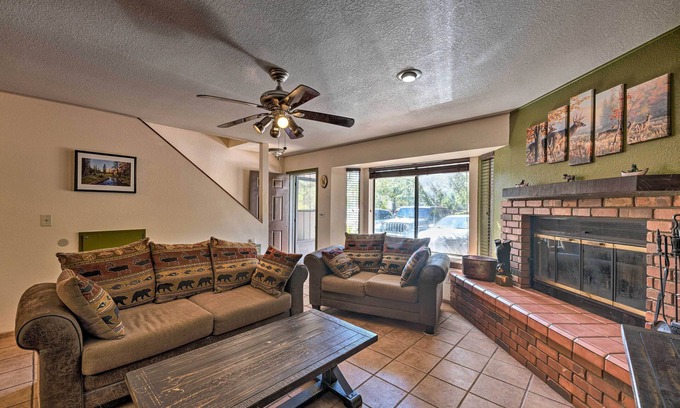 Pinetop House | Gated Resort, Pool & Spa: Townhome in Pinetop!