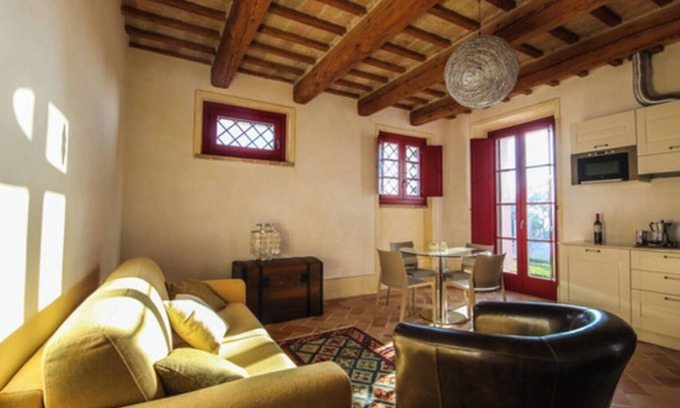 Monsano Apartment | Gelsomino apartment in country villa with pool in the heart of the Marche region