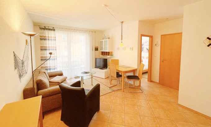Ueckeritz Apartment | Gemütlich, Liebevoll Eingerichtete, 41qm Große, Ferienwohnung für 3 Personen