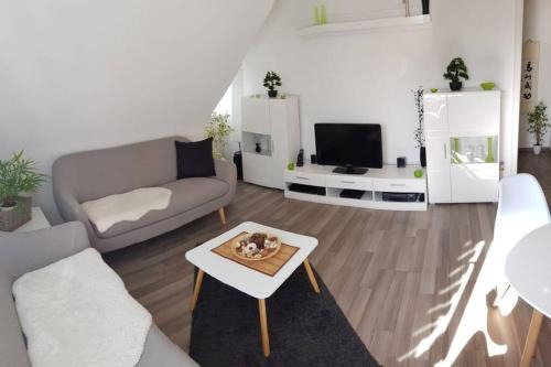 Untergruppenbach Apartment | Gemütlich mit Blick auf die Burg.Autobahnanbindung