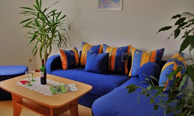 Schoenwald Apartment | Gemütliche Ferienwohnung mit Terrasse