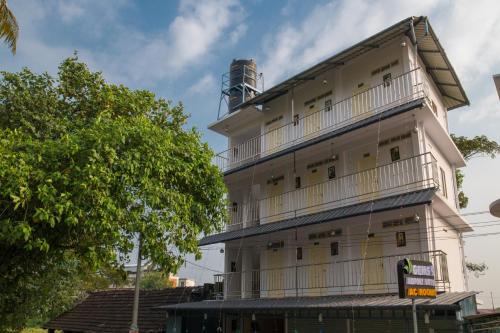 Nedumbassery Hotel | Gems 9 Airport Hotel