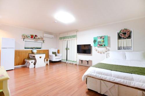 Geoje House | Geoje olive couple pension