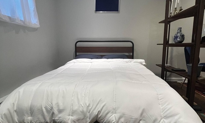 Queens Apartment | Georgeous apartment in Astoria