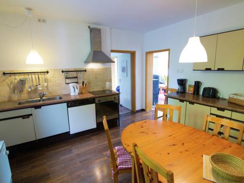 Waldeck House | Geräumiges Ferienhaus in Hessen mit Garten, cleaning included