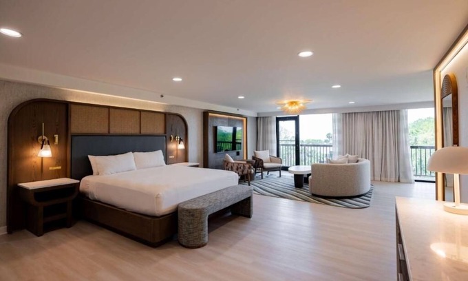 Shipyard Plantation Hotel | Get Ready for Blissful Getaway! Beachfront, w/Swimming Pool, Pets Are Welcome!