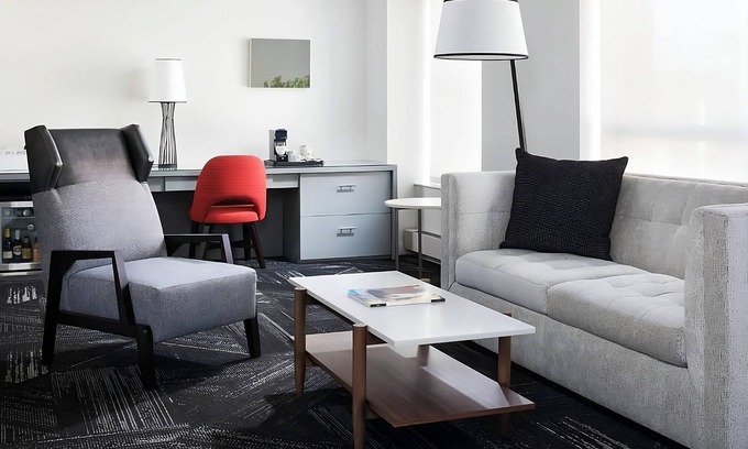 Downtown Minneapolis Hotel | Get Ready for Blissful Getaway! Near American Swedish Institute! Pet-friendly