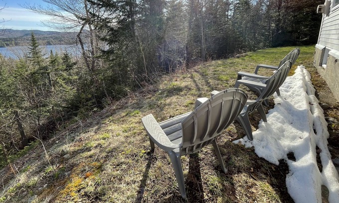 Rangeley House | Getaway to the mountains with your whole family