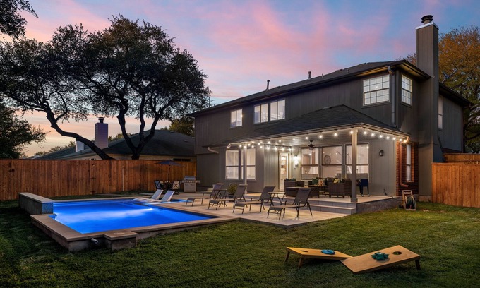 Hunter's Chase House | Getaway with Pool, Hot Tub, Arcade & 7 Bedrooms