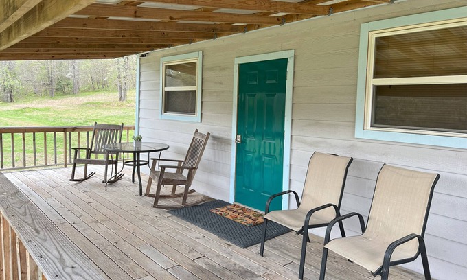 Gilbert Cabin | Gilbert Arkansas cabin, less then a 1 mile from the Buffalo River