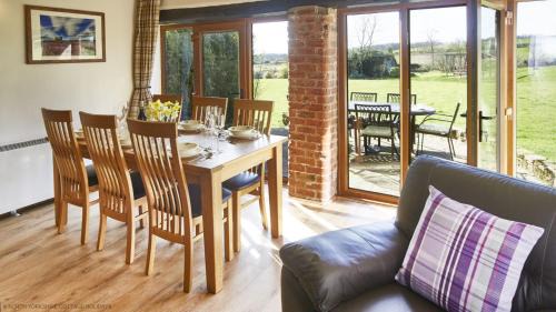 Pickering House | Giltspur Cottage - 3 bed