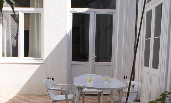 Historic Center Condo | Gite "Au chant des oiseaux" - private courtyard LILLE center