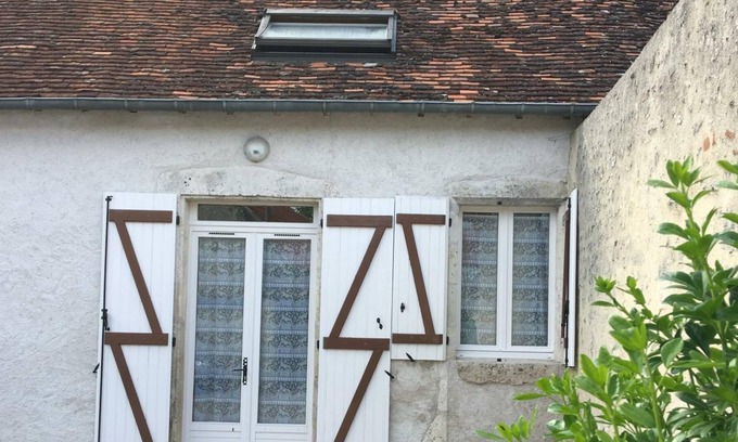 Chailles Cottage | Gite Chailles, 2 bedrooms, 6 persons