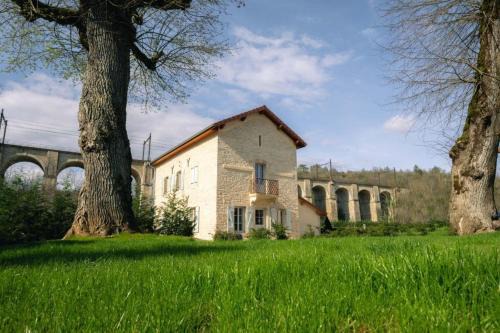 Plombiees-Les-Dijon House | Gite Domaine de Neuvon 4pers