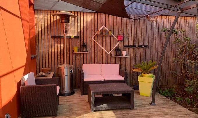 Jean Jaures Cottage | Gite Le Mans, 4 bedrooms, 8 persons