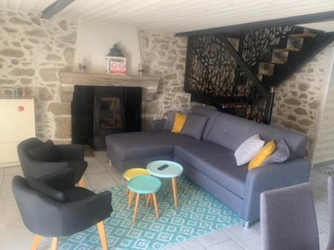 Cugand House | Gite le port sur mer