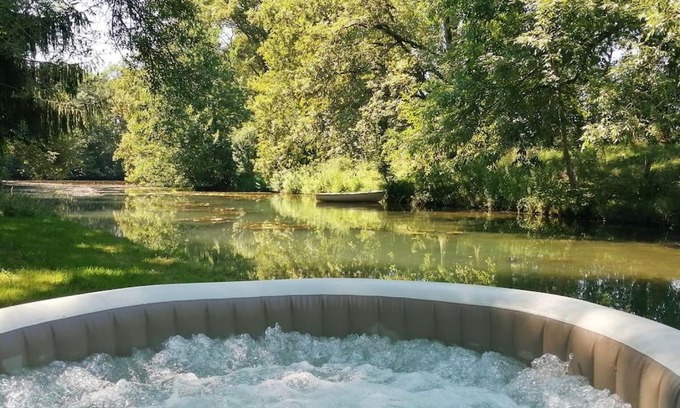 Bruges-Capbis-Mifaget House | Gite Pyrénées pleine nature jacuzzi 4/5 pers.