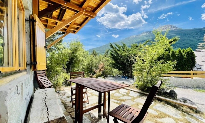 Forville Apartment | Gîte Studio With Terrace Close To The City!