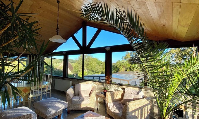 Mayrinhac-Lentour House | GiteduboulangerCountryofPadiracheated indoor pool