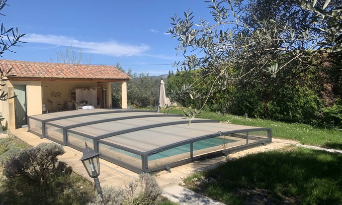 Carpentras Apartment | Gites Pour 2 Personnes