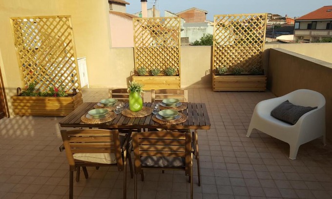 Cabras Apartment | Giuly home one