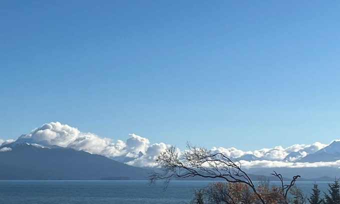 Homer Apartment | GLACIER SUITE, BEACH WALK INN, UPPER LEVEL UNITnFEATURING HOMER'S FANTASTIC VIEW