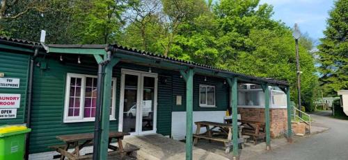 Llanfair Caereinion House | Glan yr Afon Dau - Relax Recuperate Enjoy